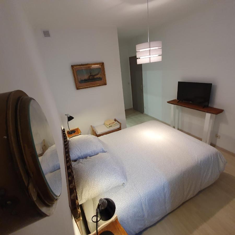 Il Porto Hotell Sète Exteriör bild