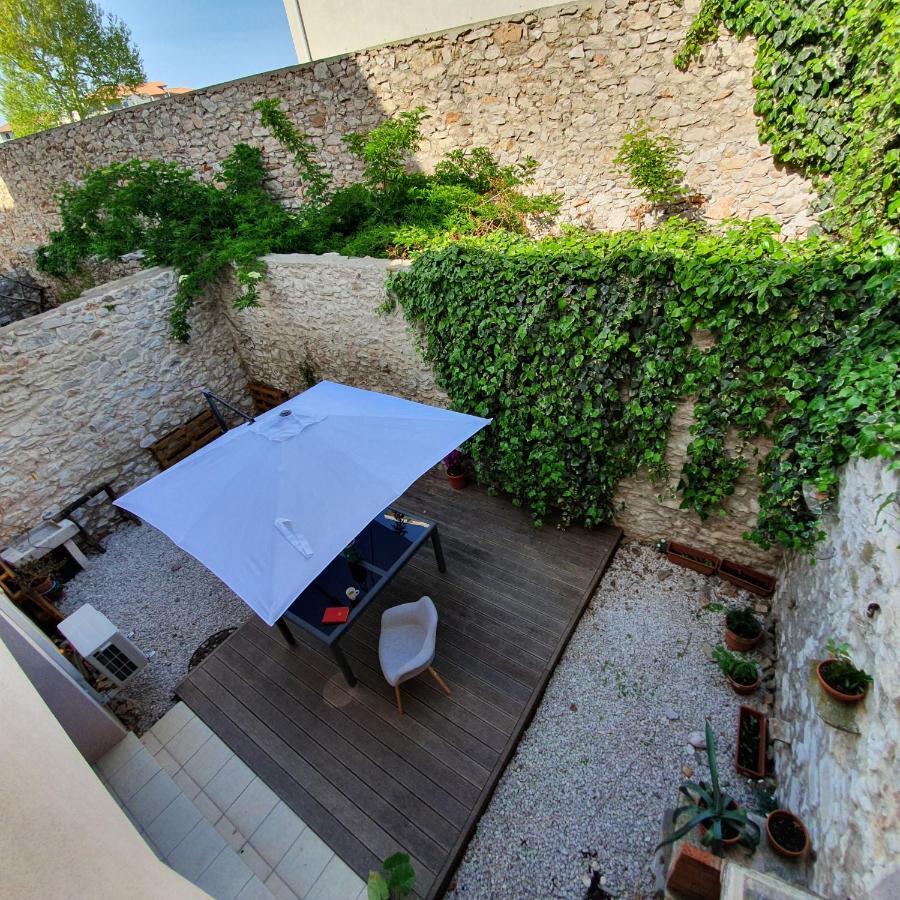 Il Porto Hotell Sète Exteriör bild
